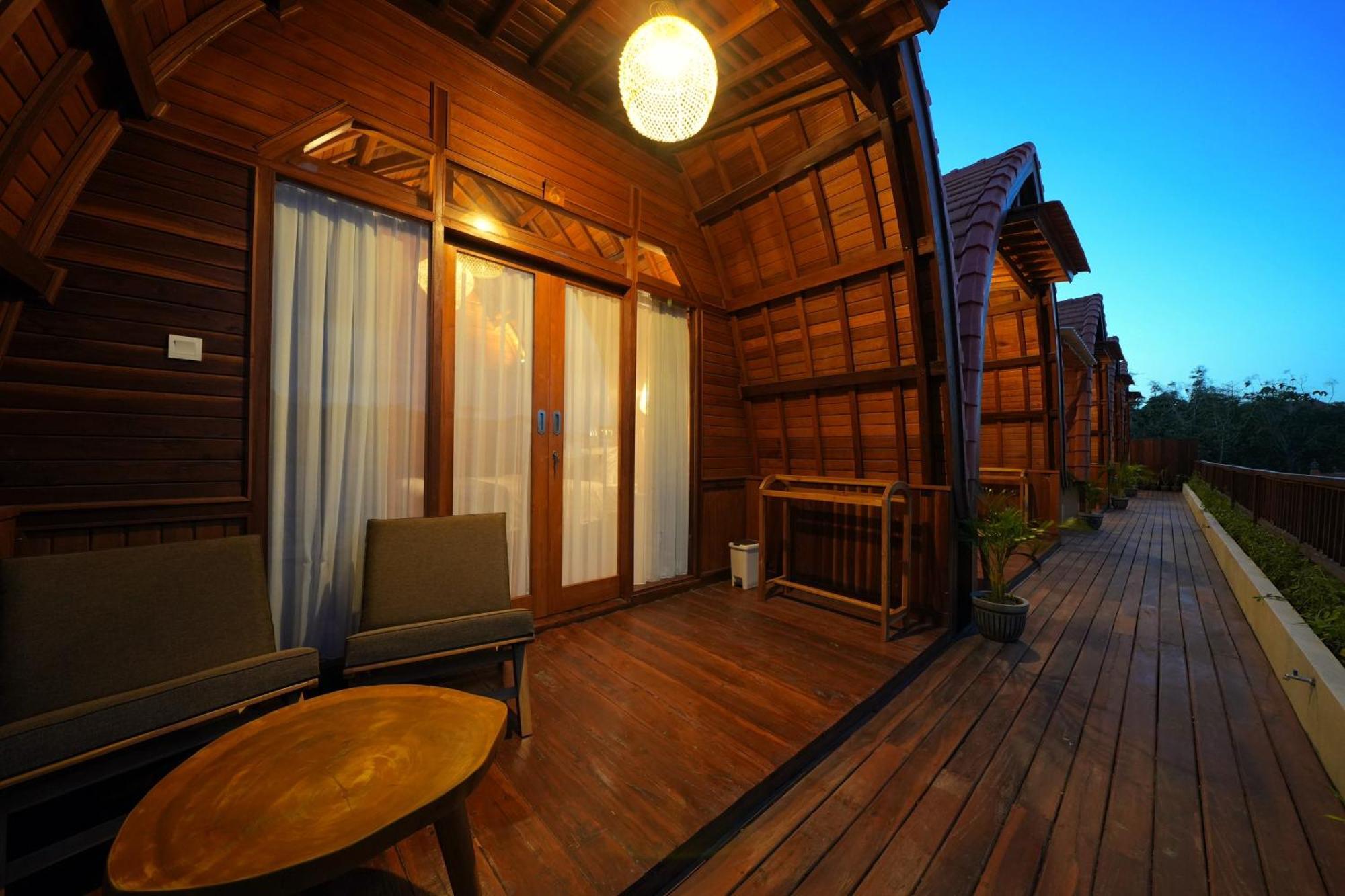 Puri Melati Hotel Uluwatu Екстериор снимка